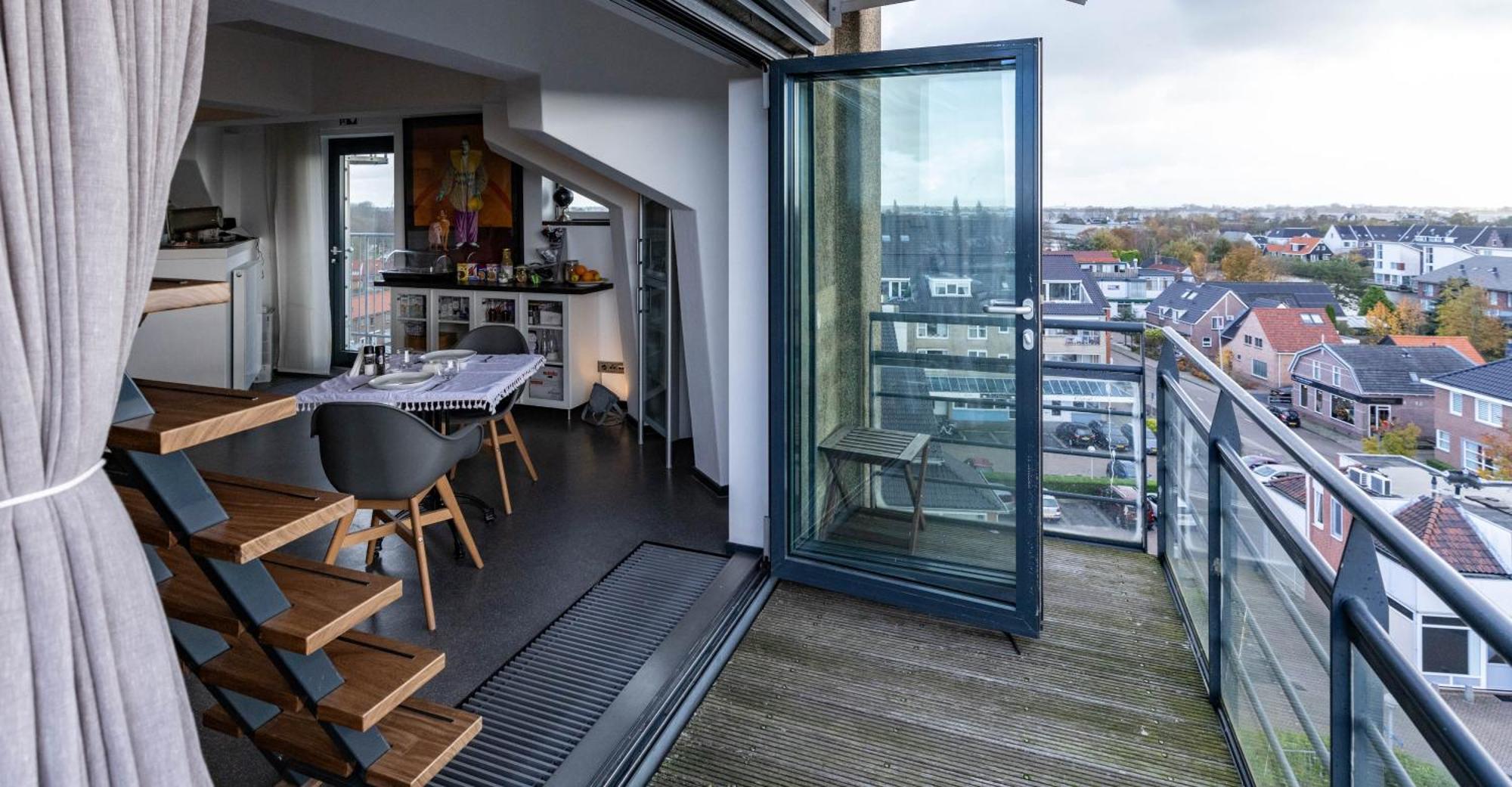 B&B De Tulpentoren Roelofarendsveen Zewnętrze zdjęcie